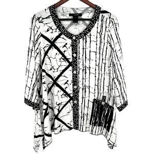 NWOT Ali Miles Size Small White Black Abstract Wearable Art Blouse Shirt Top